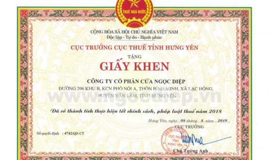 Công ty CP Cửa Ngọc Diệp nhận bằng khen của Cục thuế tỉnh Hưng Yên