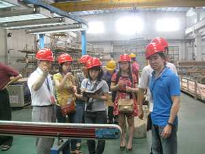 Đoàn cán bộ NGOCDIEPWINDOW sang thăm và làm việc với hãng Xingfa và Kin Long